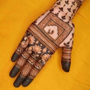 Lotus Mehndi Design : Stunning Patterns, Deep Stain Tips & More