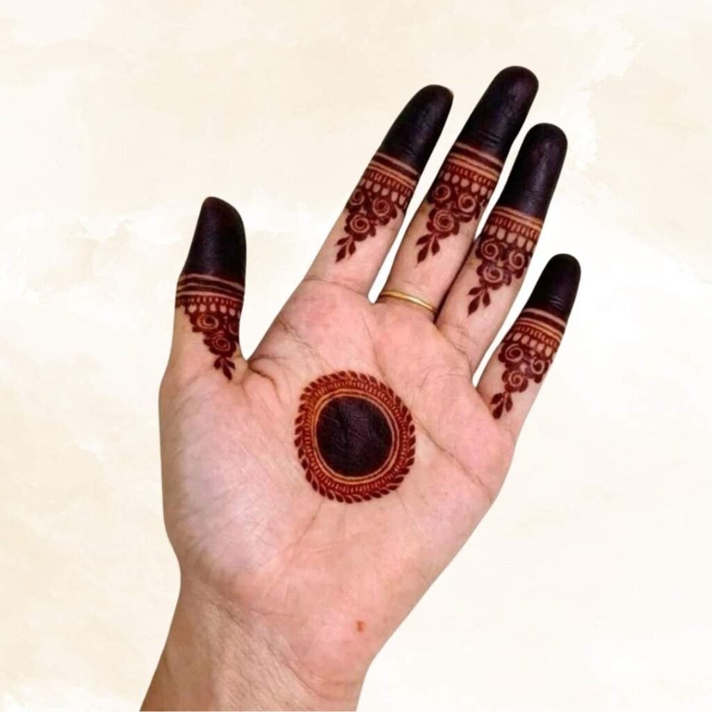 Minimal Mandala  mehndi design