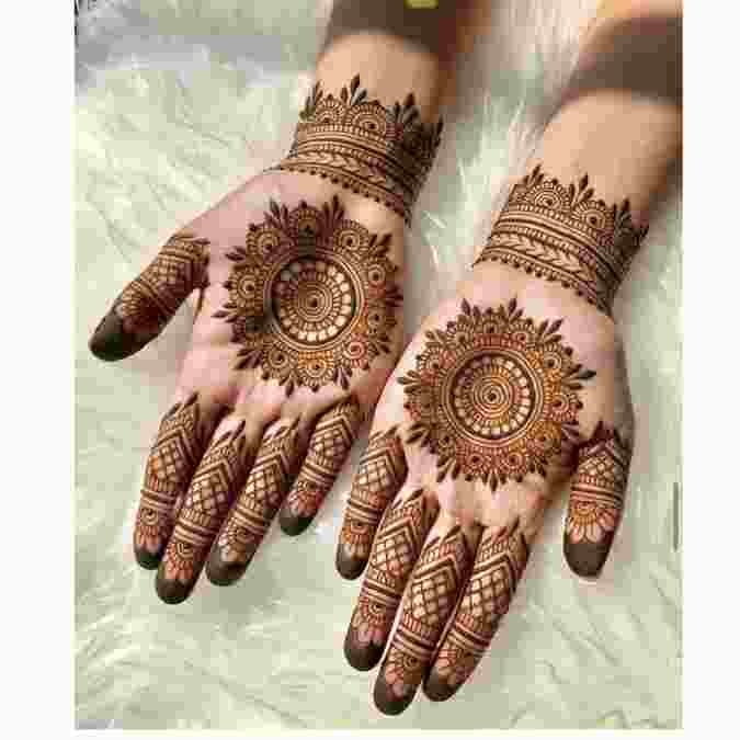 Cute, Easy Mehndi Designs for Kids Arabic