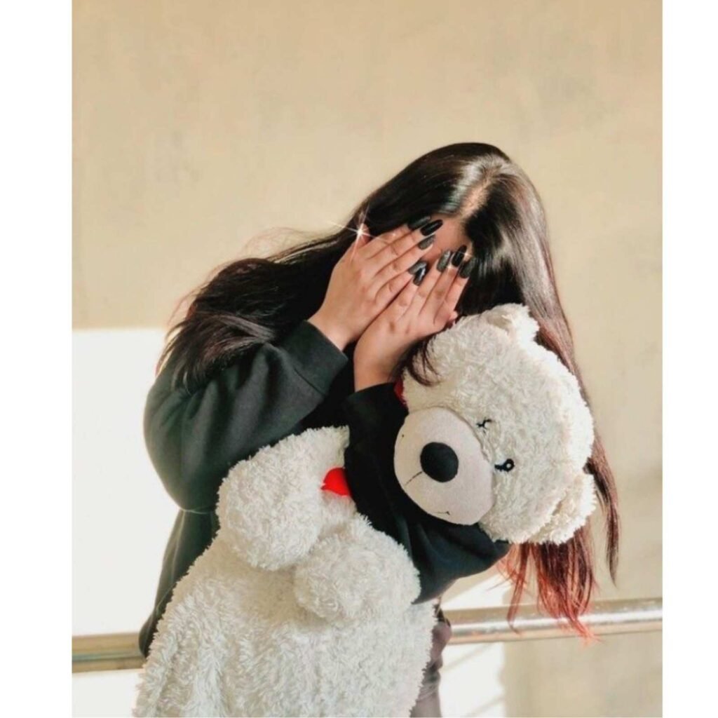 hidden pic for girls