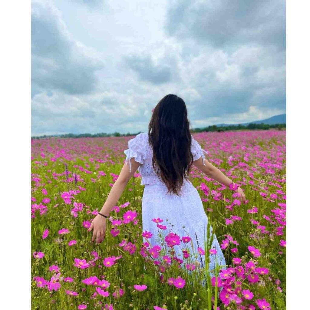 real girl pic hide face