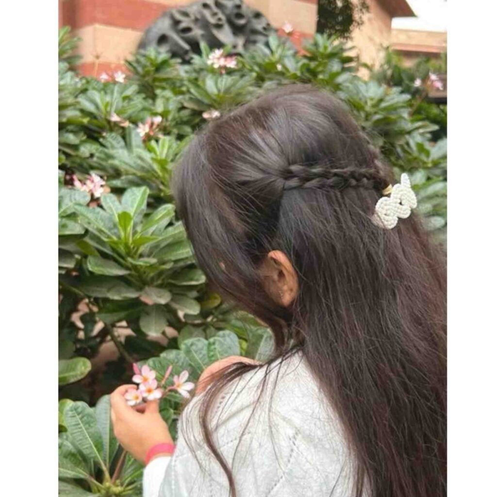 hide face dp for girls