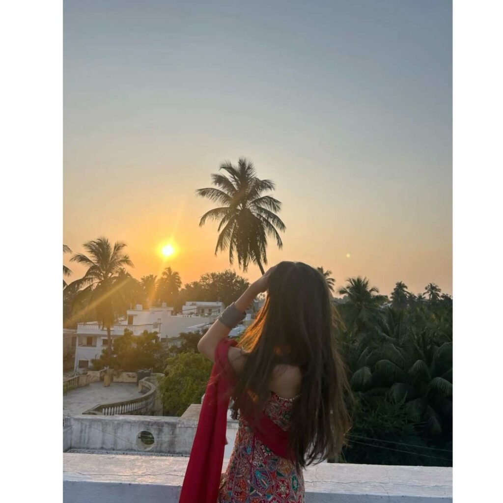 simple girl dp for instagram