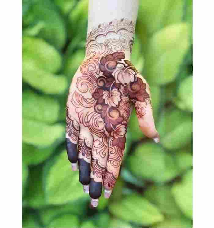 Easy Lotus Flower Mehndi Front Hand