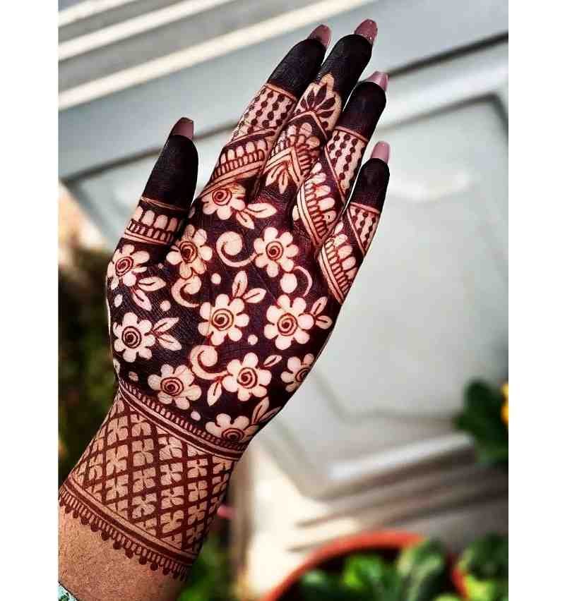 Floral Blocks Mehndi Design for Front Hand
