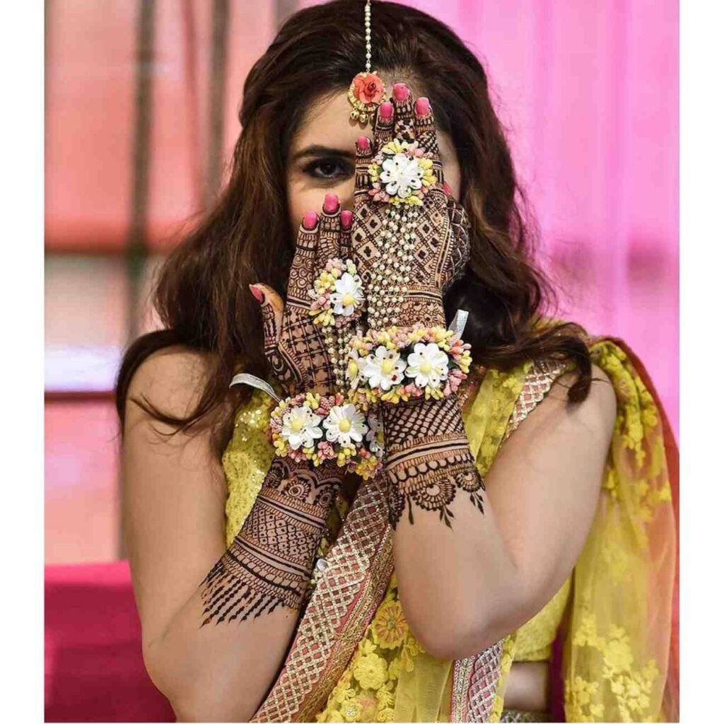 Floral Haath Phool for Back Hand Mehndi Design