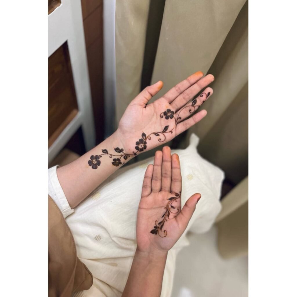 Minimum Floral Vine Mehndi Design