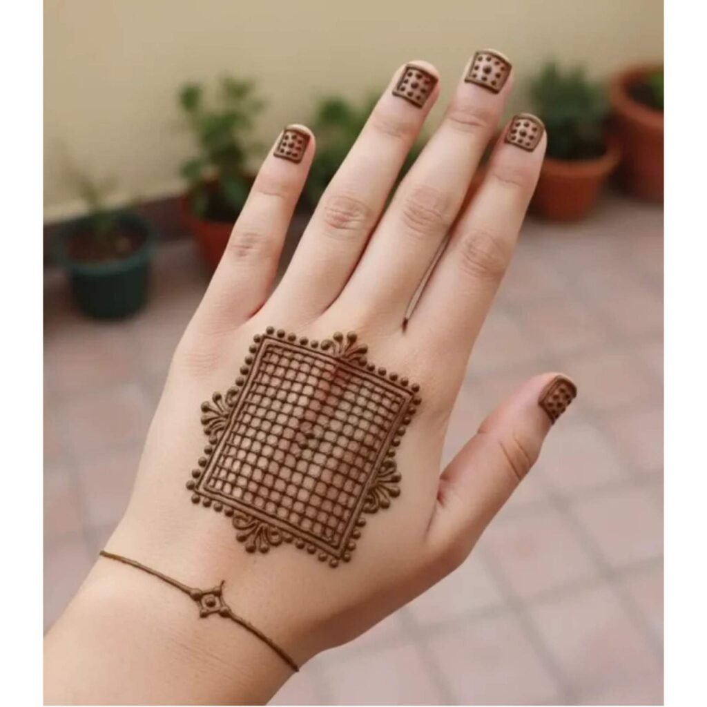 Square Tikki Mehndi Design